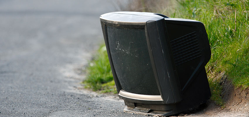 1MM kicks trash TV to the curb