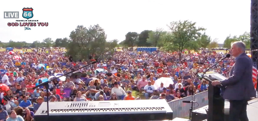 Franklin Graham tour sees thousands come to Christ